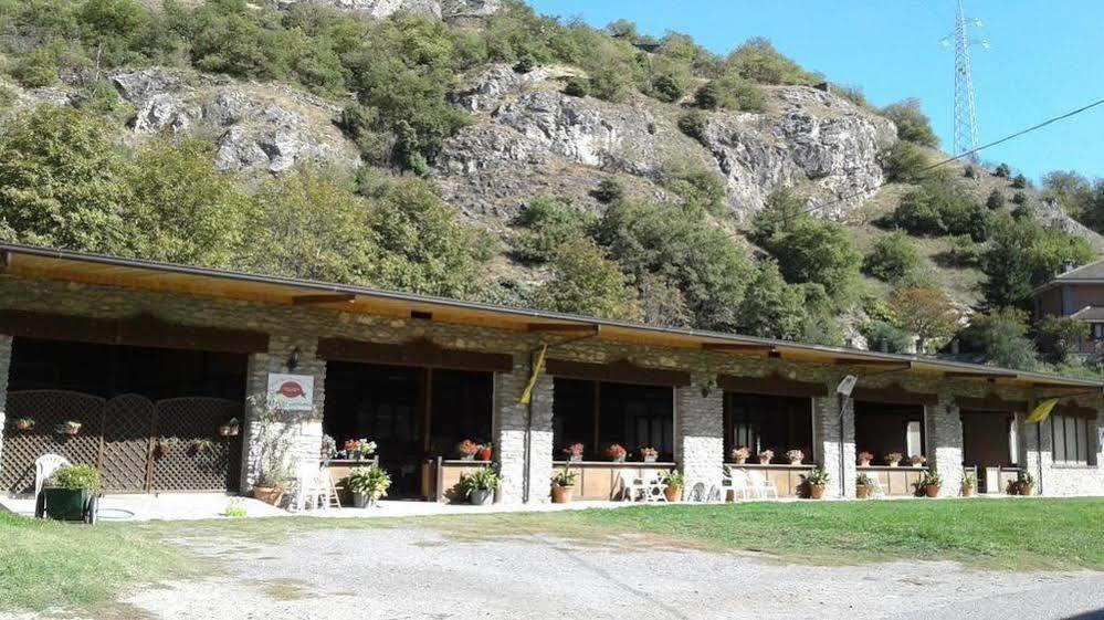 Agriturismo San Giuliano Dei Fratelli Giai Susa Kültér fotó